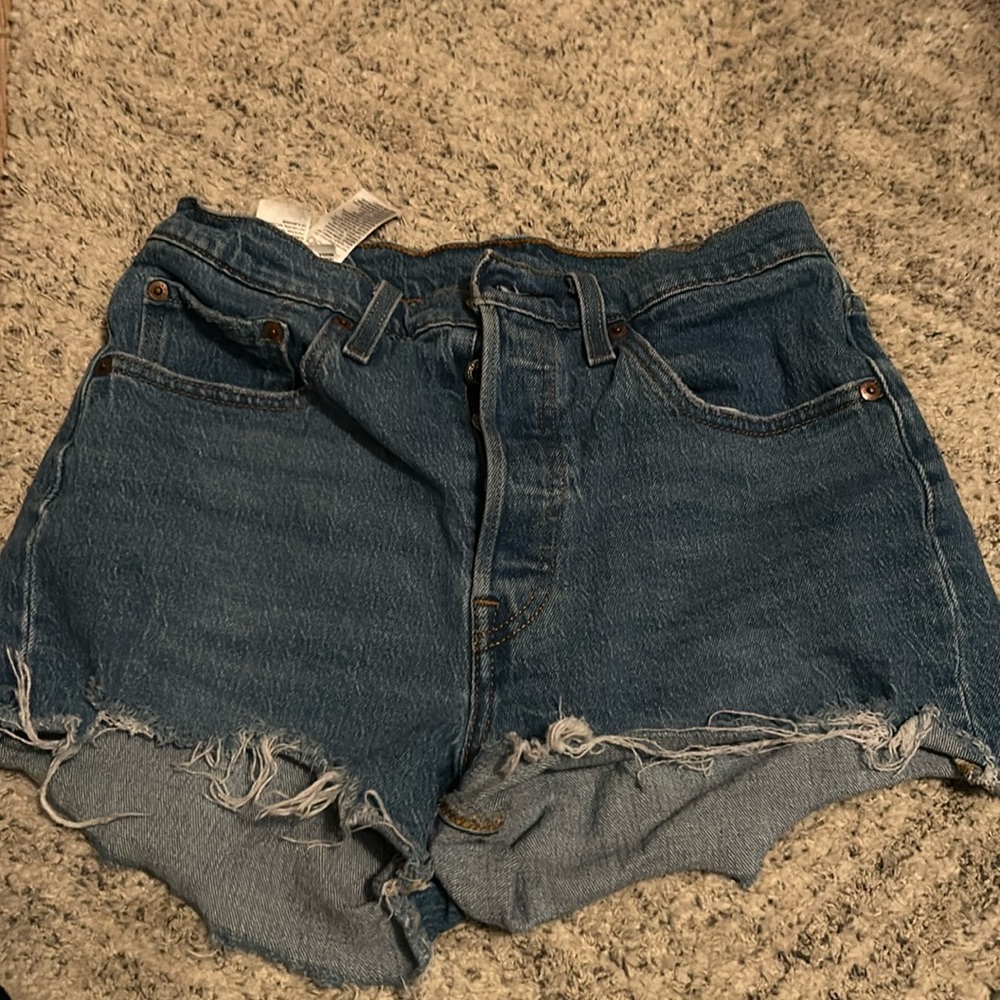 Women’s cutoff jean shorts